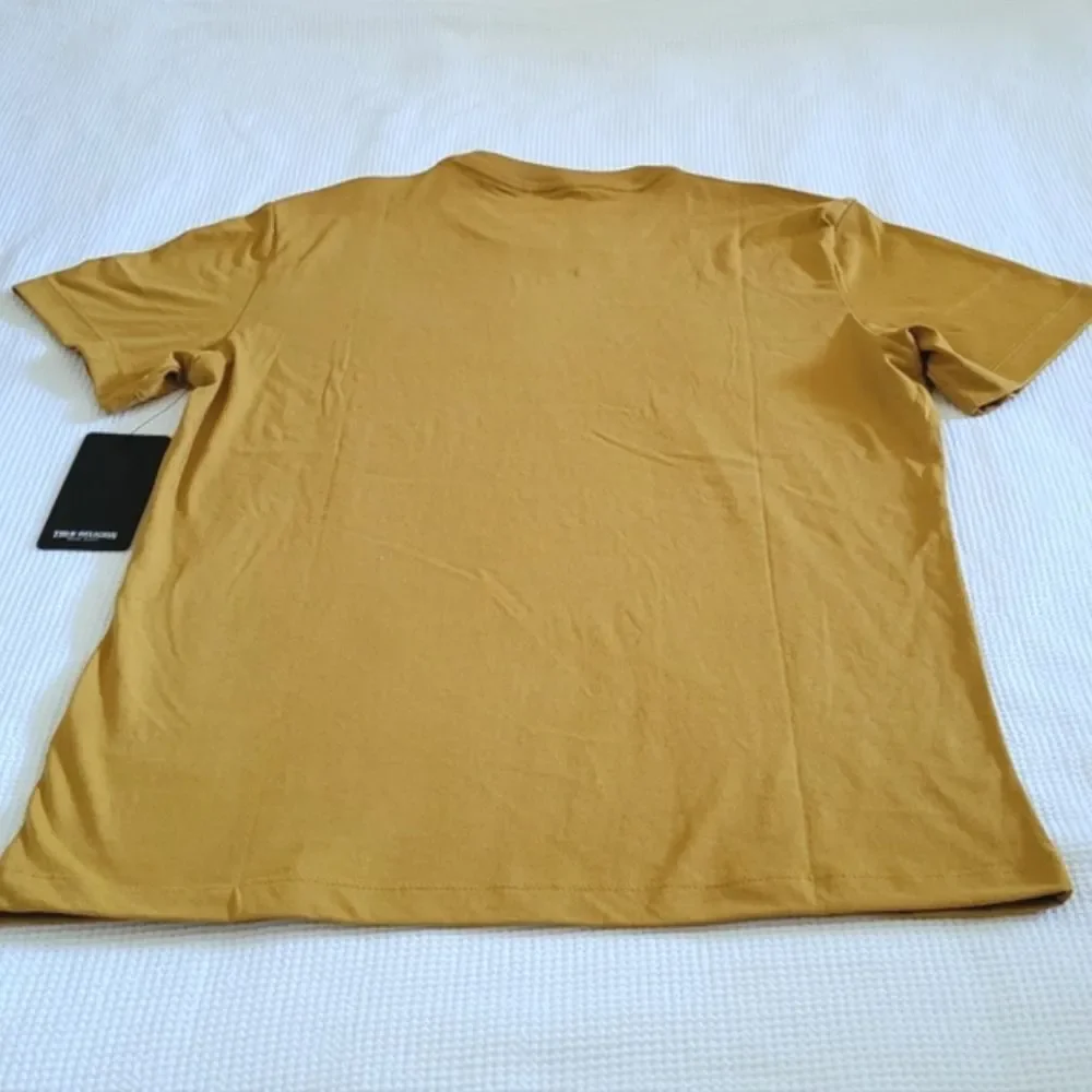 True Religion🙏 Graphic Logo Tee👕 - NWT